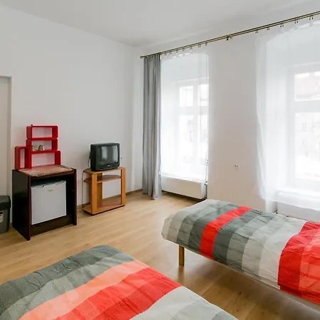 Na Starowce Apartment *